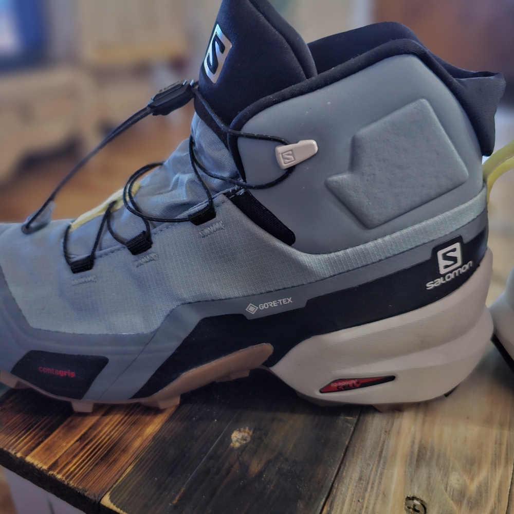 Salomon Cross Hike